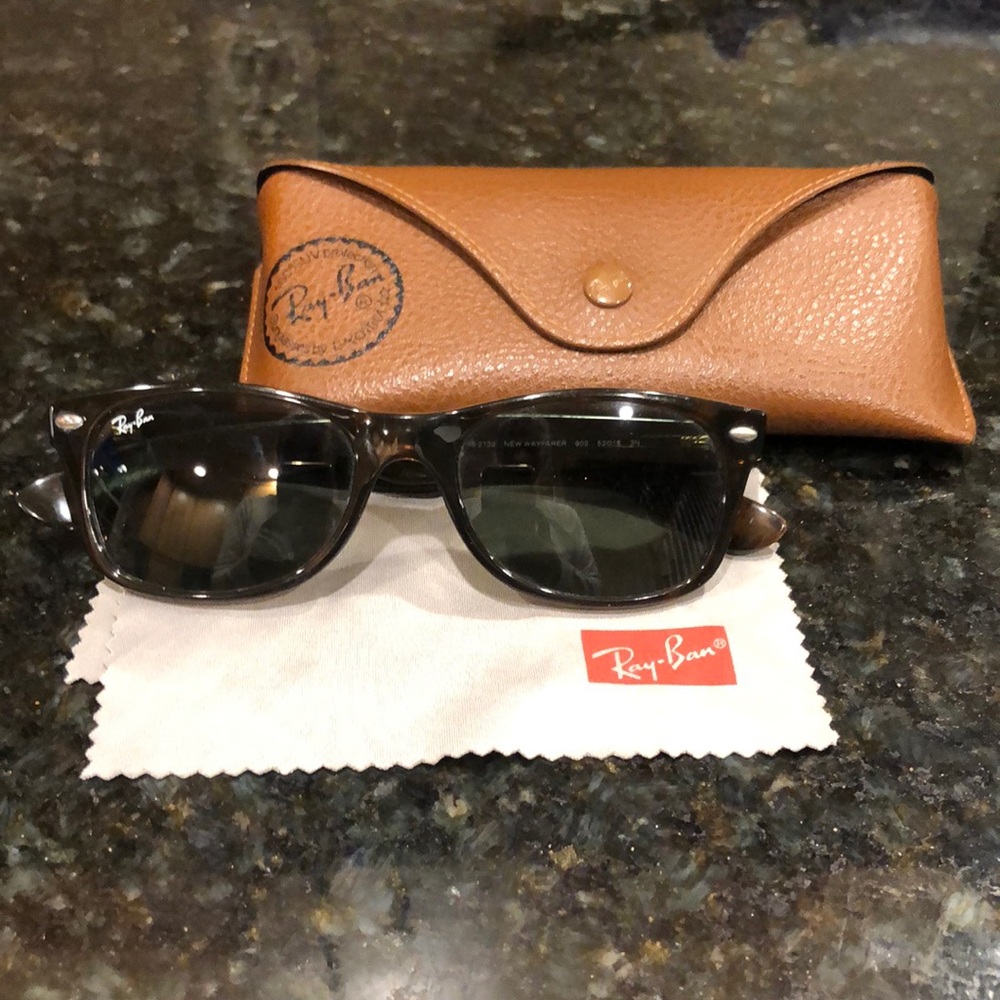 Rayban tortoise shell wafers
